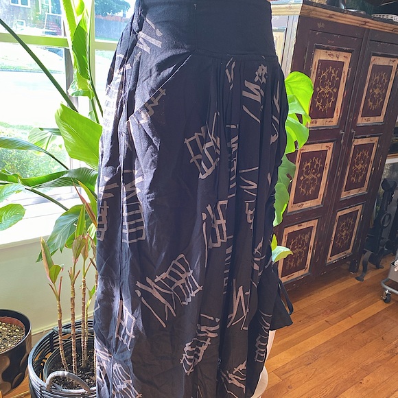 Skirt - elastic back with pockets and retro design - Picture 1 of 7